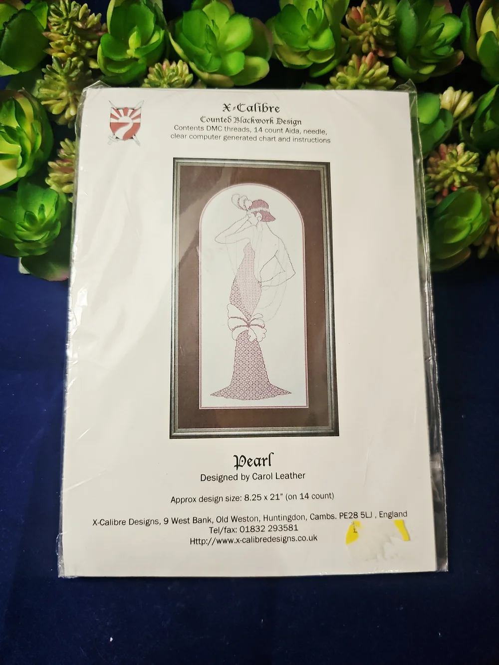 Calibre 'Pearl' Cross Stitch Pattern Kit 1930s Flapper Design